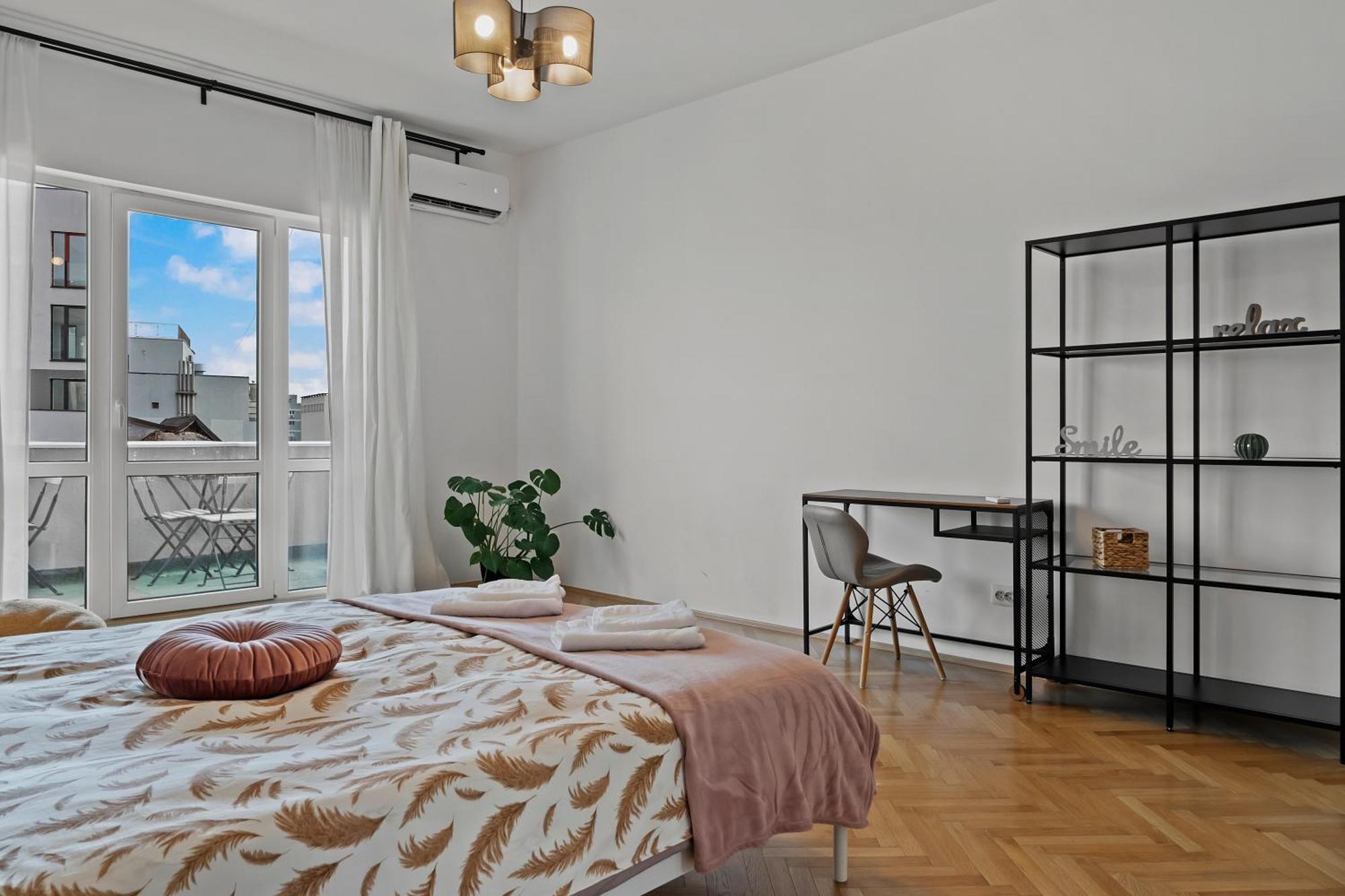 Ultracentral Dreamland Apartment 3 Bdrm Bucureşti Ngoại thất bức ảnh